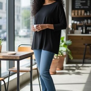 SALE EUC Women's Very J‎ Sz. S Black Over-sized Lightweight Long-sleeve Sweater